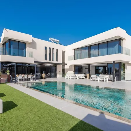 Karat Serendibida Villa *